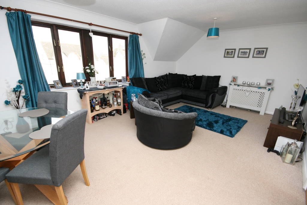 River Meadows McKinley White